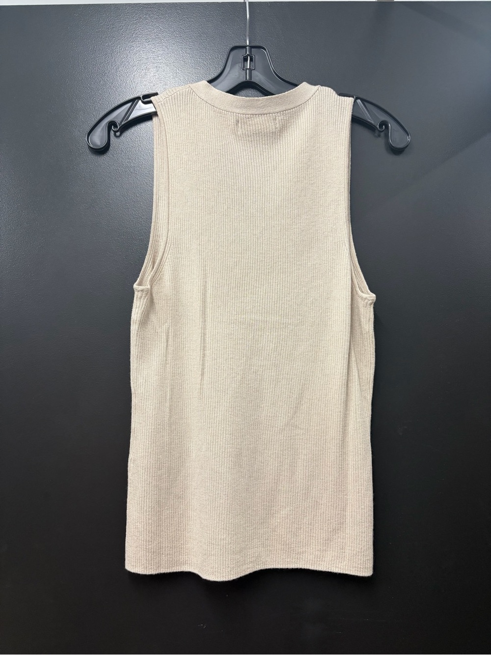NAADAM Cream Ribbed V-Neck Button Tank - Picture 2 of 5